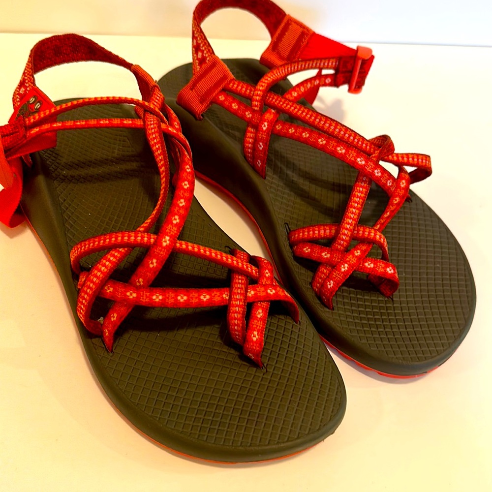 CHACO Women’s sandals.  Size 10.  Orange/red pattern.